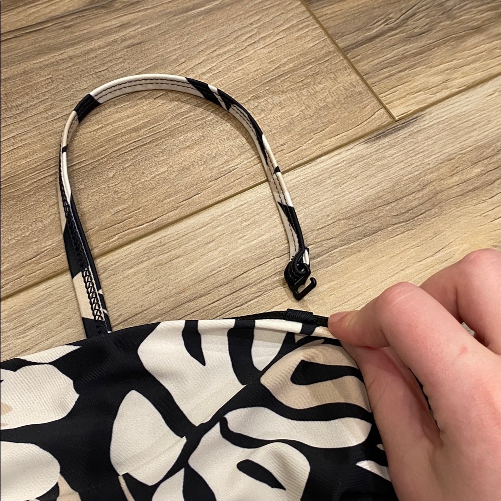 Black Floral Bandeau Bikini Top with Beige and White Print - Picture 3 of 3